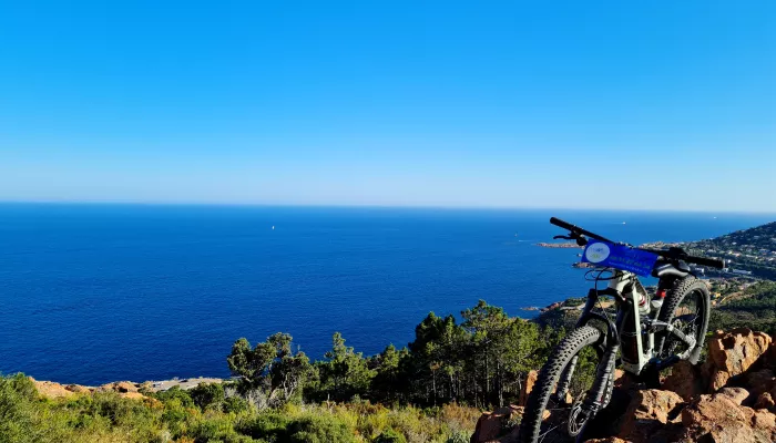 Location de VTT électriques haut de  gamme