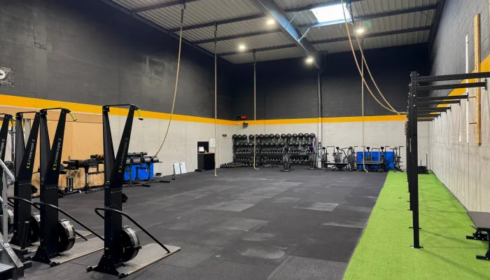 Salle de coaching sportif : CrossFit et Hyrox