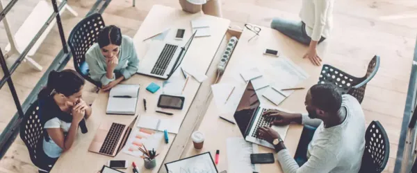 Cession de 30% des parts d'une Agence de Communication | Recherche Directeur-Associé